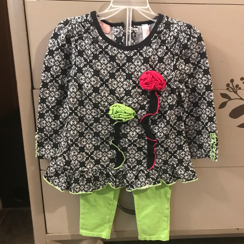 Size 24M Matching Set